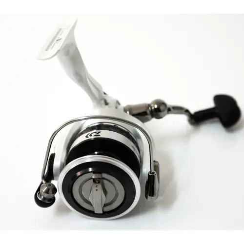Kolowrotek Daiwa Laguna E 3000B
