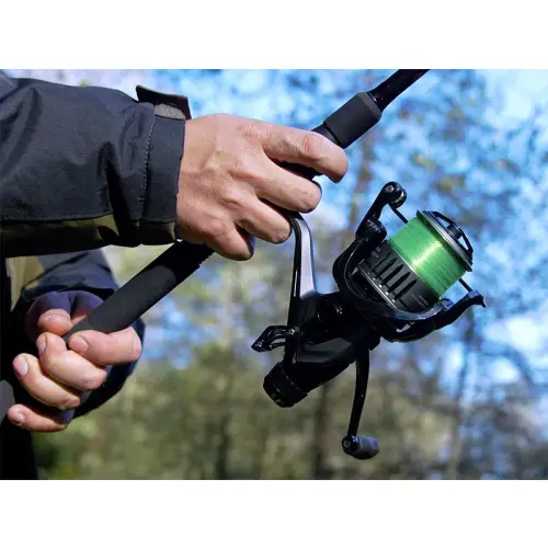 Kolowrotek Delphin BRAVO 6T SH 6000