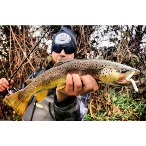 Libra Lures Larva 35mm 12szt 017 BUBBLE GUM Kryl