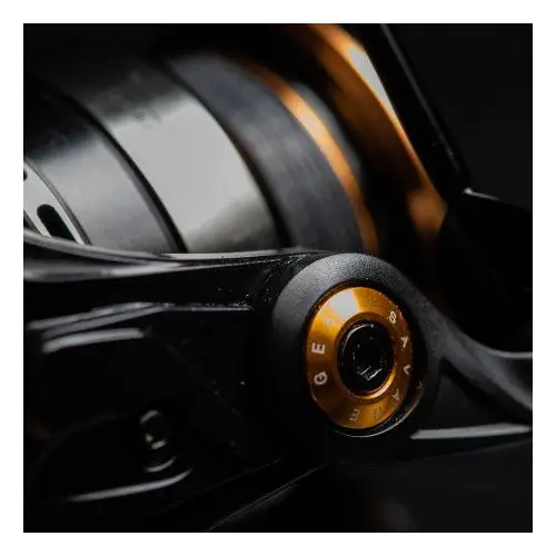 Kołowrotek Savage Gear SG8 3000 FD 10+1BB