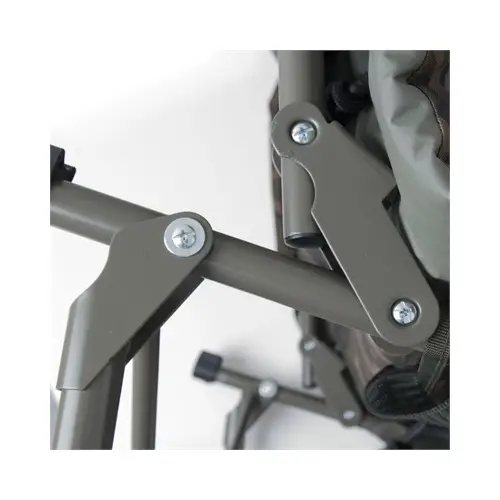 FOX F1  Royale Camo Standard Bedchair